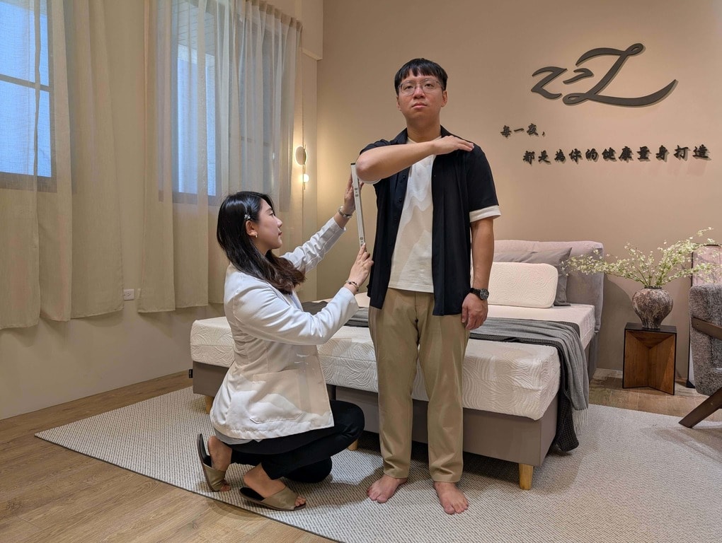 【床墊推薦】怎麼挑床墊才對脊椎好?兩步驟在家測試支撐力,睡得好不靠運氣! - 第3張圖